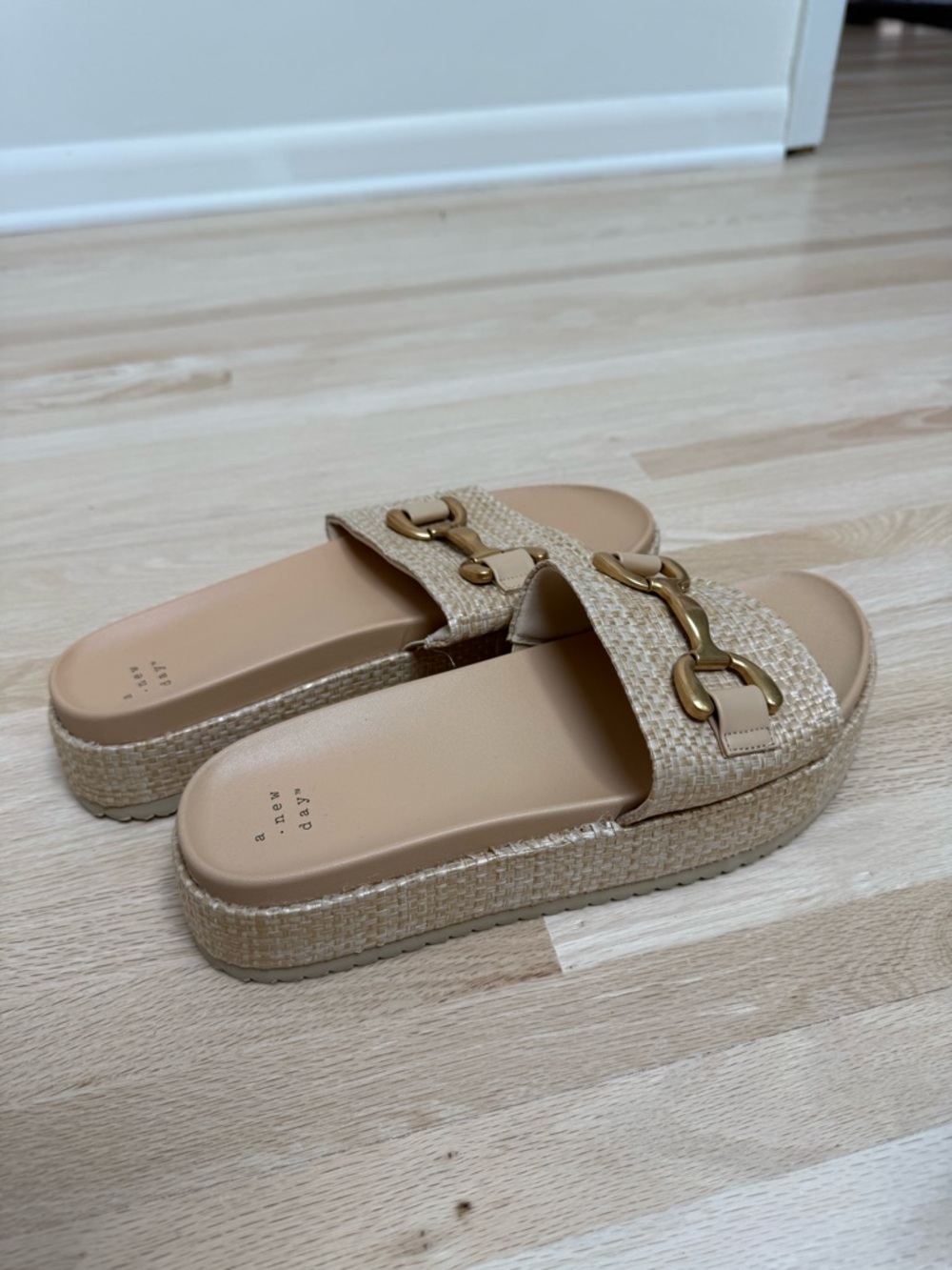 Platform Raffia Slide Sandals